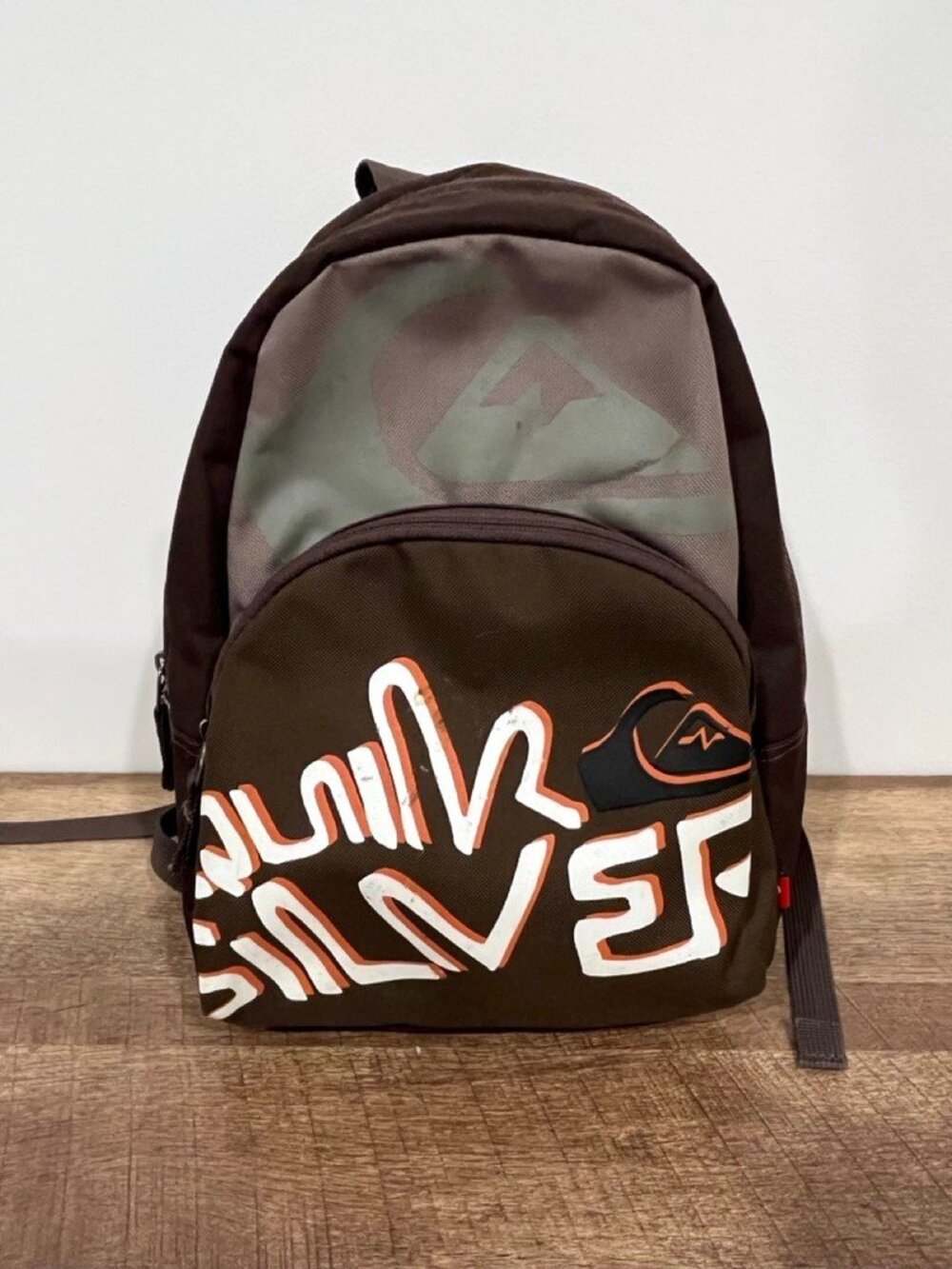 Quiksilver Small Backpack Mountain Wave Logo Daypack Bag Brown Gray OS Surf